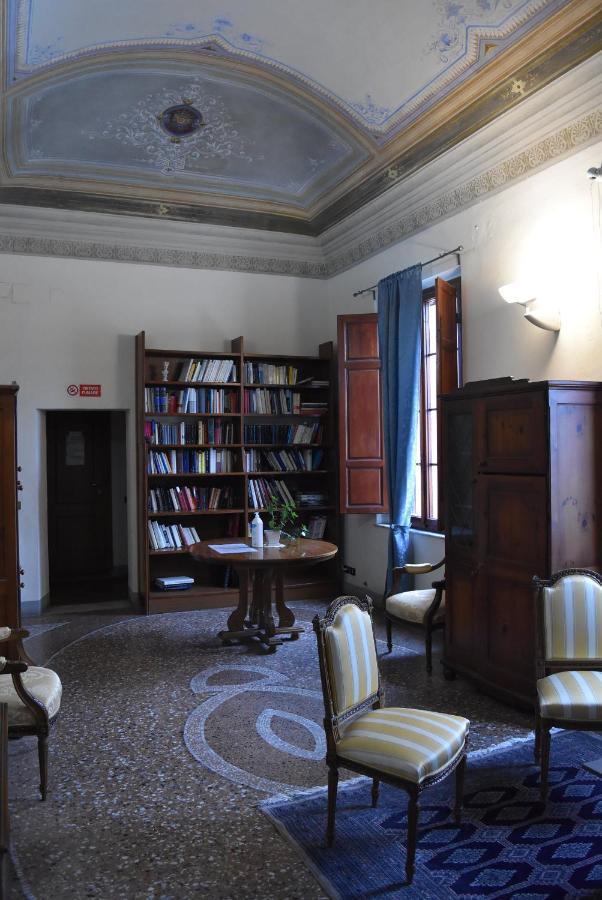 Hotel Relais Lorebian Pisa Esterno foto